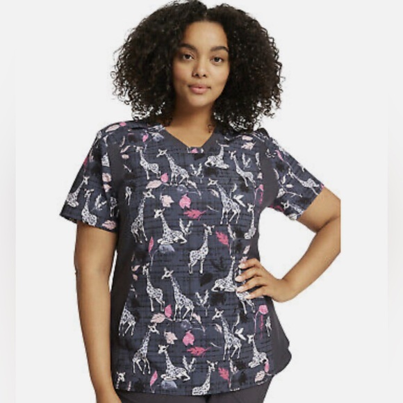 2/$35 Giraffe-ter My Love Cherokee NEW Work Scrubs Size XS iFlex Knit Panel Top - Picture 1 of 9